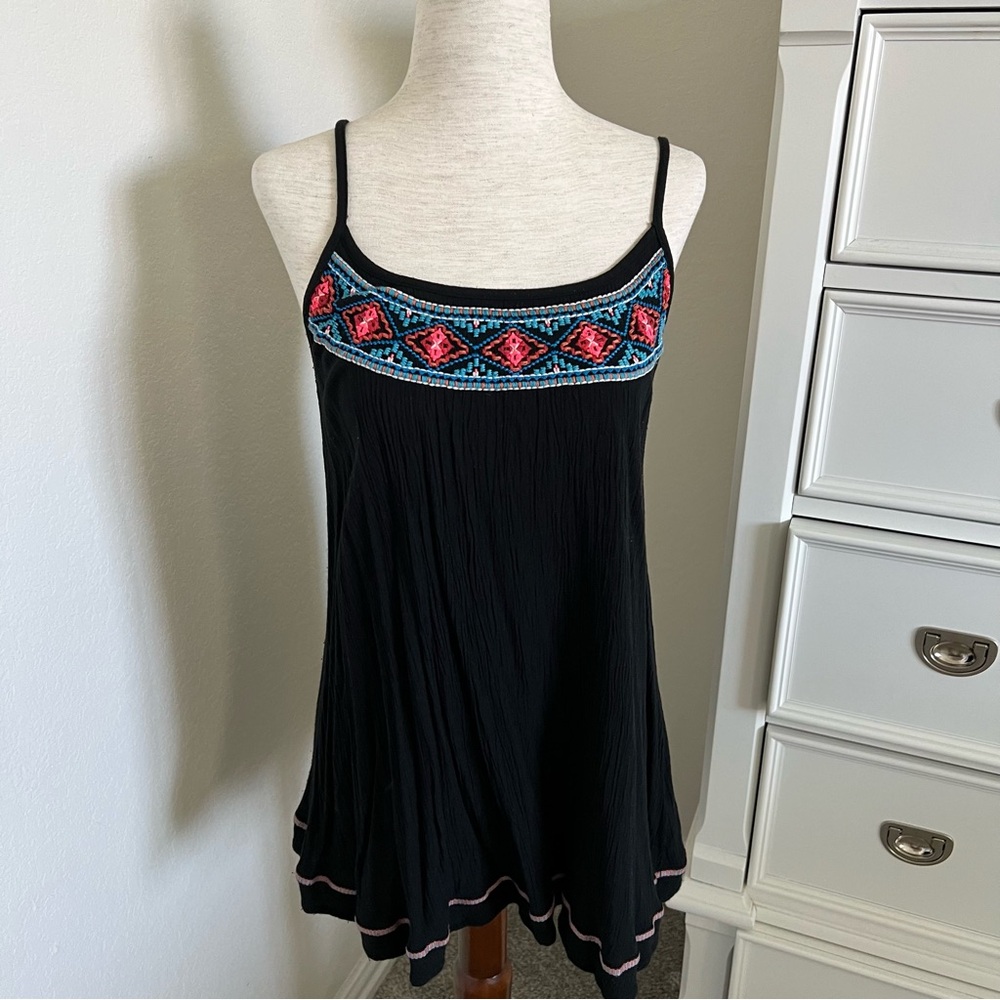 Embroidered Embellished Tank Top